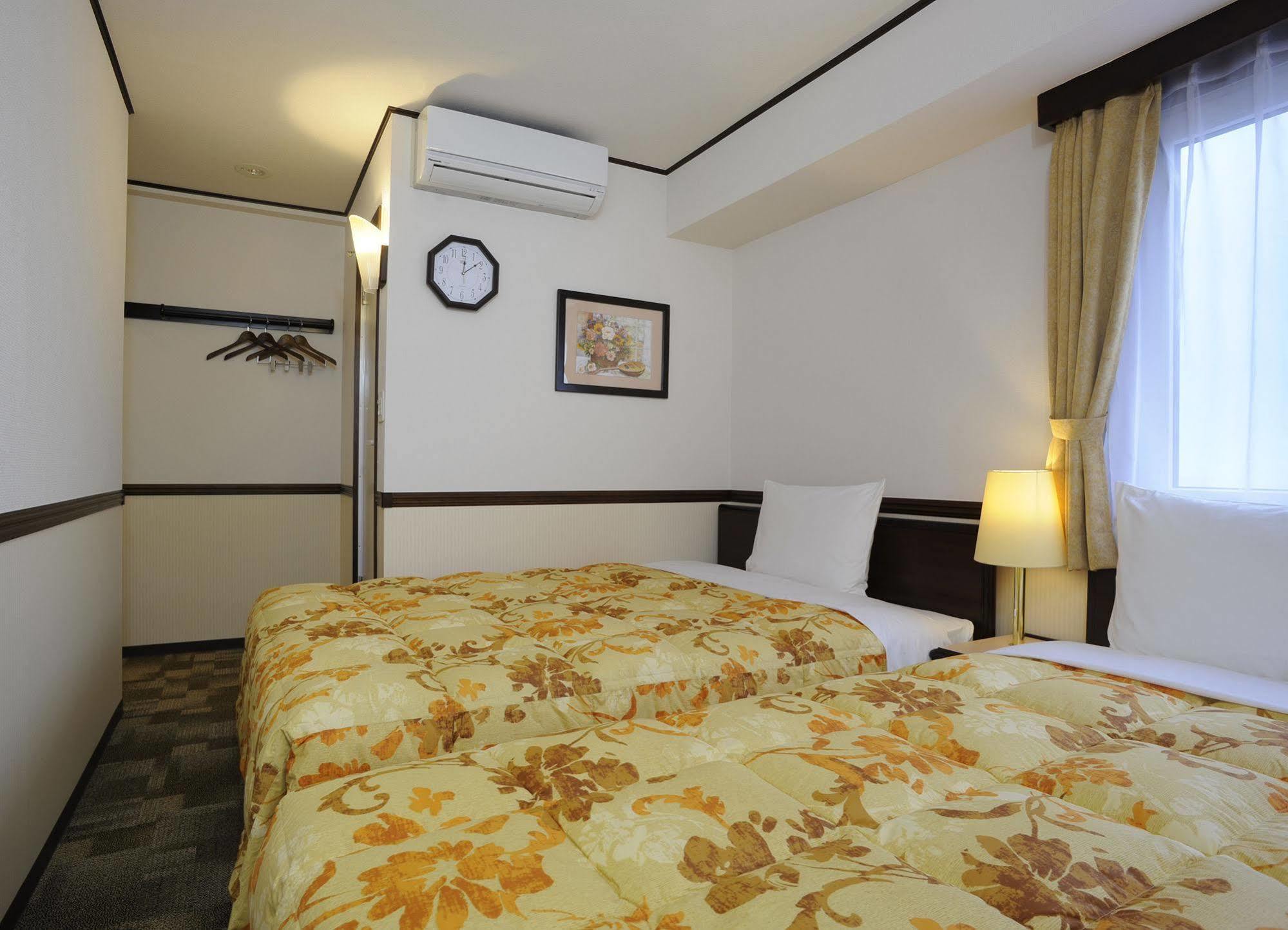 Toyoko Inn Osaka Namba Nishi Kültér fotó
